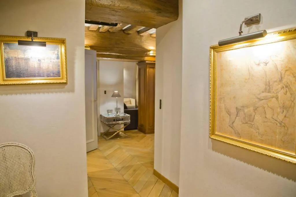 Luxury Heart Of Saint Germain Apartment Paris