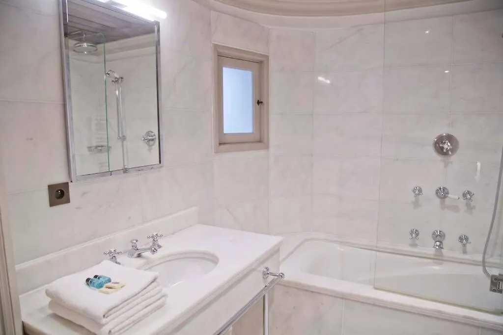 Luxury Heart Of Saint Germain Apartment Paris
