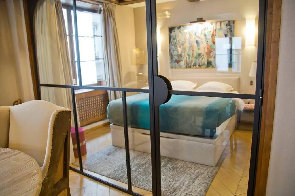 Luxury Heart Of Saint Germain Apartment Paris