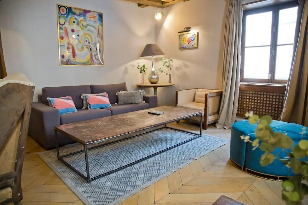 Luxury Heart Of Saint Germain Apartment Paris